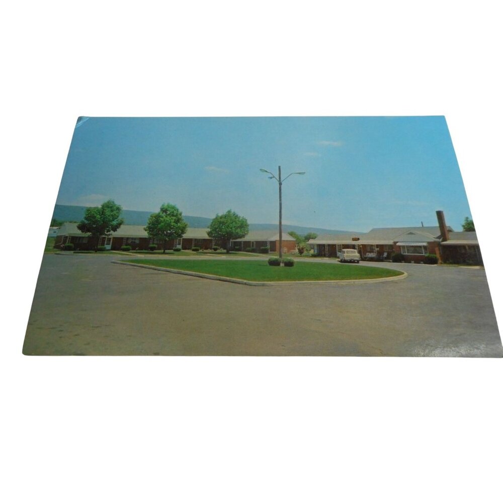 Vtg Postcard 1960s unposted Johnnie's Motel McConnellsburg PA US R 30